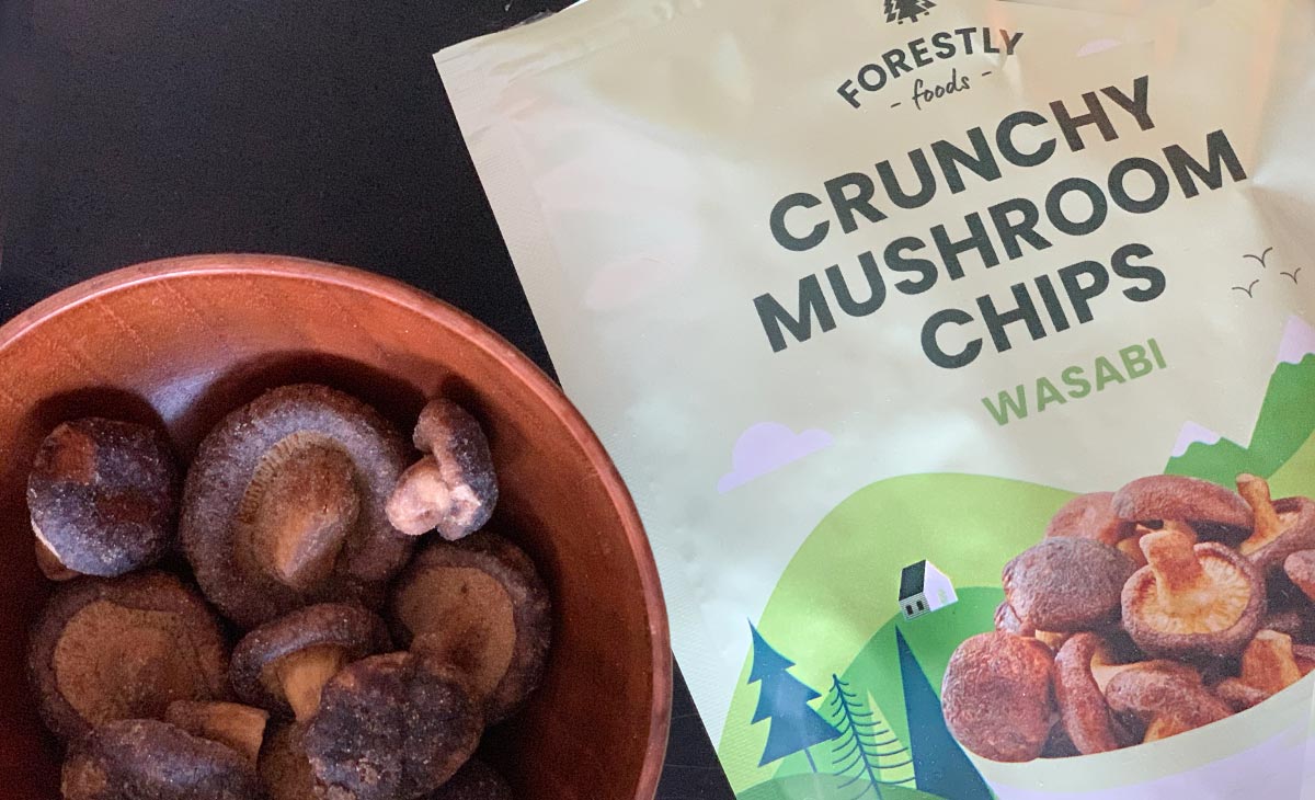 Mushroom chips wasabi by Forestly